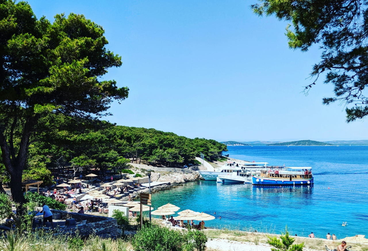 Day 2: Zlarin to Kaprije with a stop near Kakan